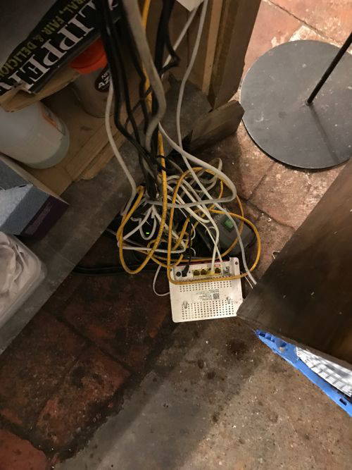 Coffee Shop Wi-Fi & Network Connections